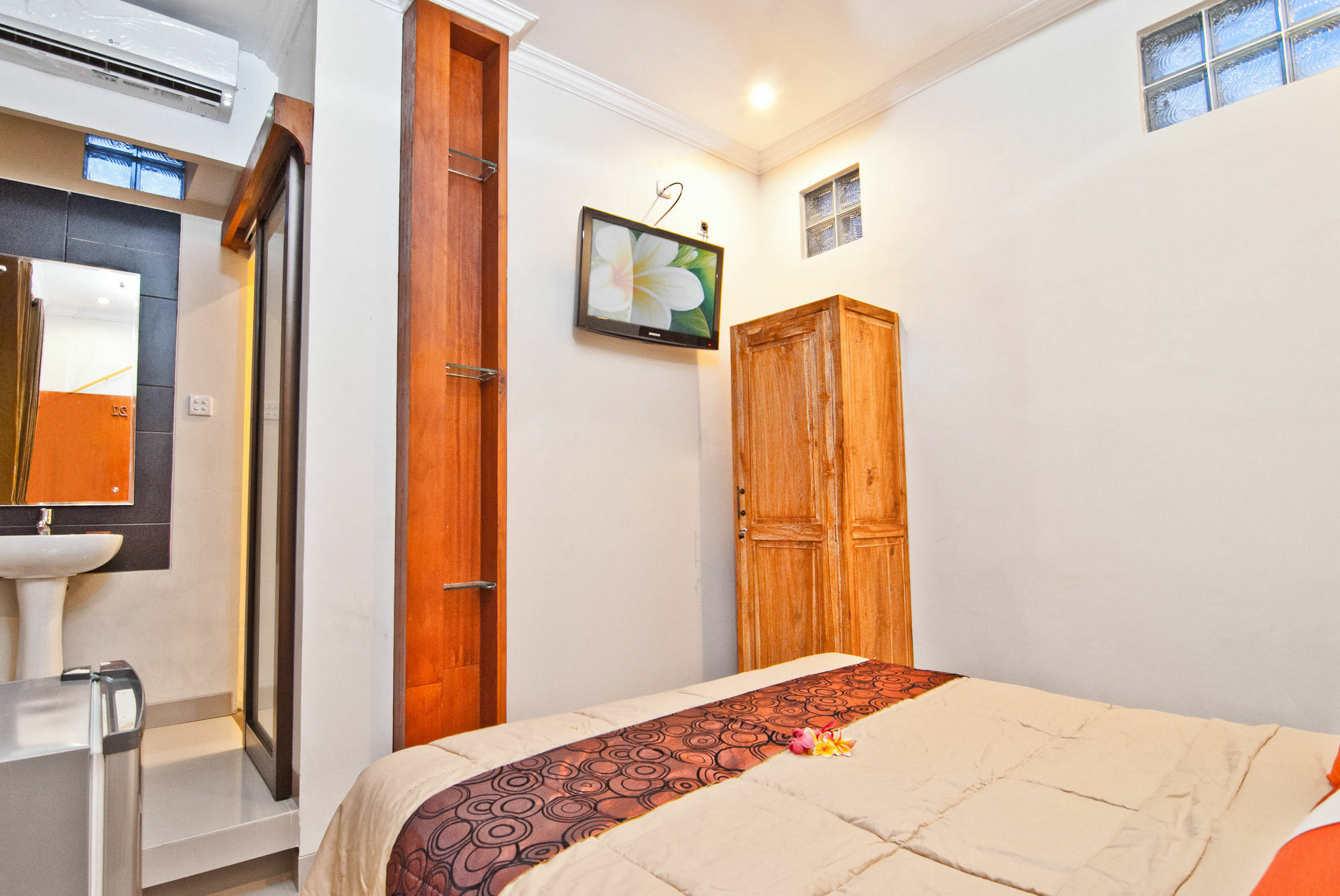 Kuta Ecostay מראה חיצוני תמונה